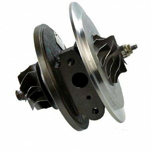 Nissan Almera 2,2 Di, 92kW, r.v. 03- střed turba