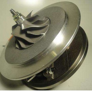 BMW X5 3,0, 135kW rv. 99-03- střed turba